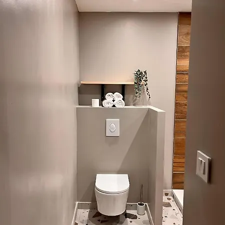 Au Coeur De Hyeres, Ideal Pour Les Couples ! * Hyeres
