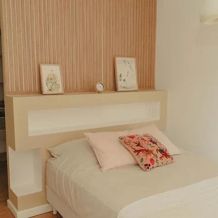 Au Coeur De Hyeres, Ideal Pour Les Couples ! Apartment *