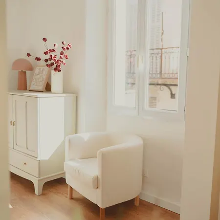 Apartament Au Coeur De Hyeres, Ideal Pour Les Couples ! Hyères