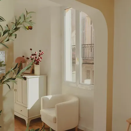 Au Coeur De Hyeres, Ideal Pour Les Couples ! *