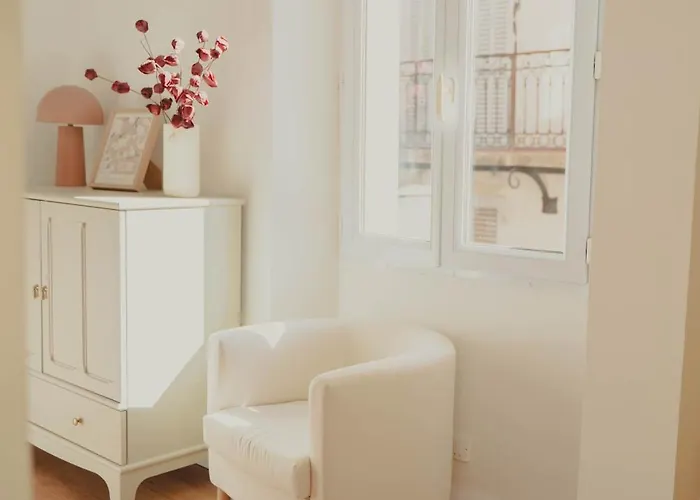 Appartement Au Coeur De Hyeres, Ideal Pour Les Couples ! Hyères